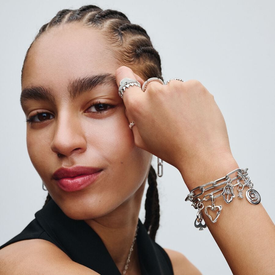 Pandora ME kivikestega emailitud sõrmus