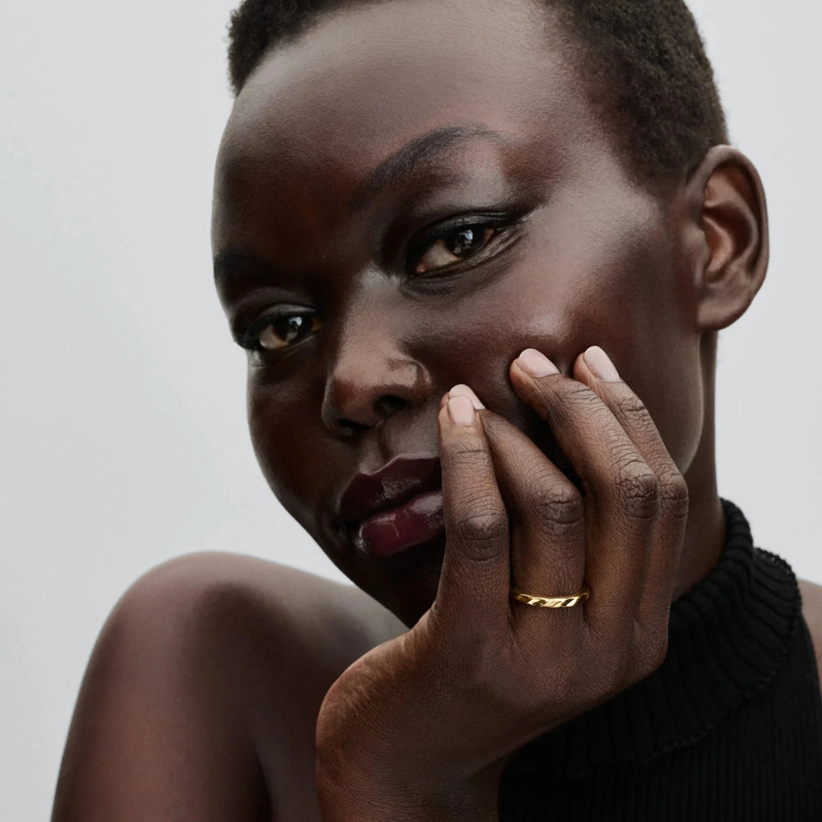 Banguotos tekstūros lankelio žiedas - Pandora Lietuva