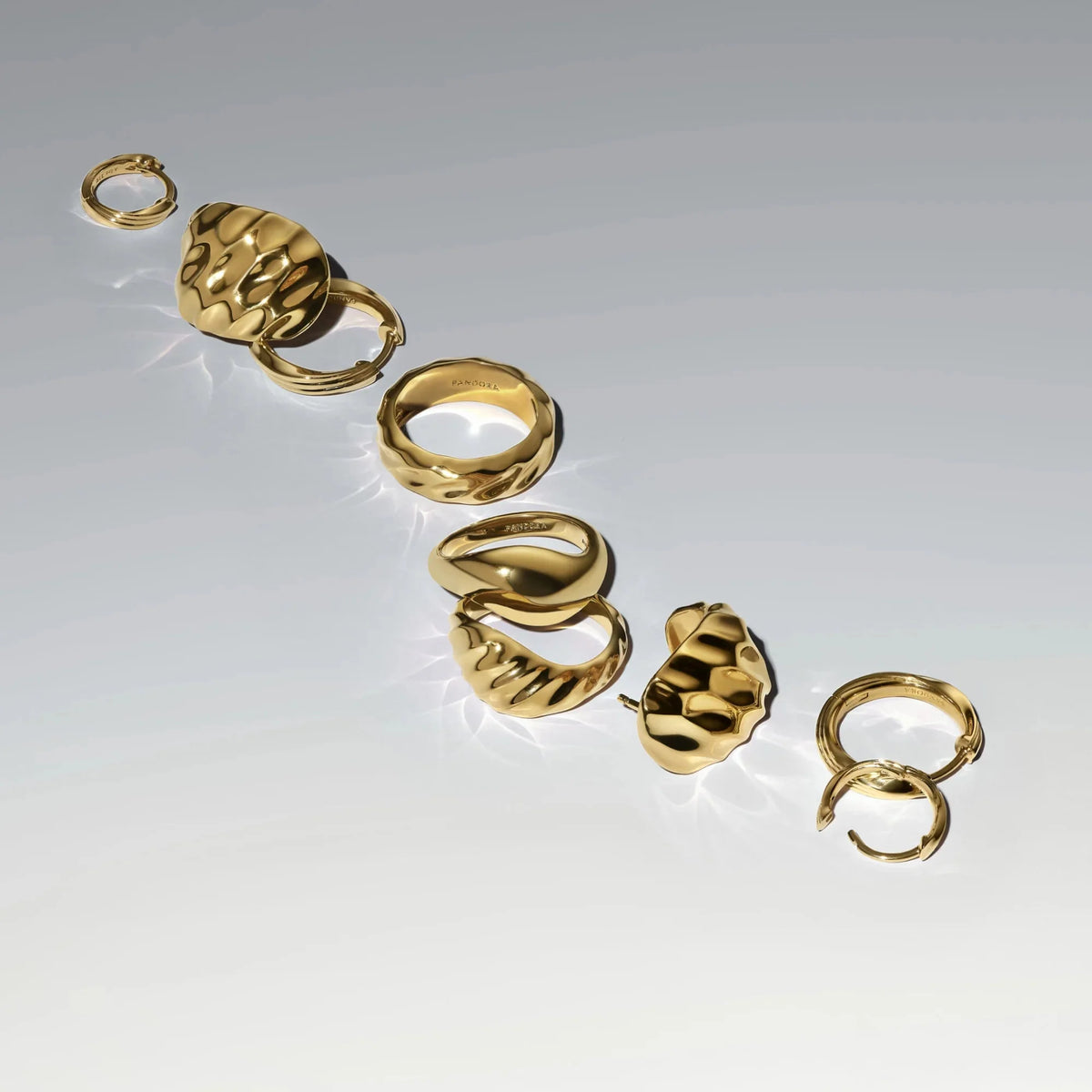 Koos kantavad lainjad sõrmused