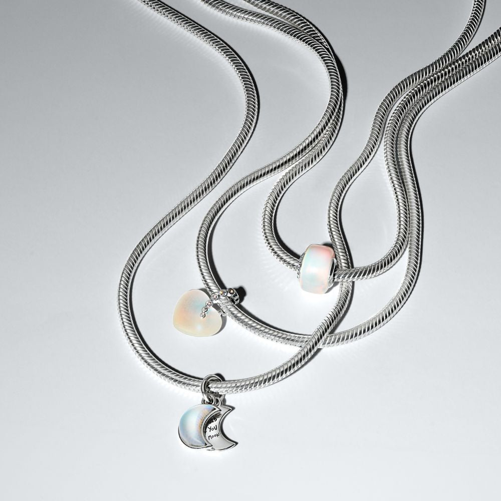 Kabantis karoliukas „Krentanti žvaigždė ir širdis“ - Pandora Lietuva