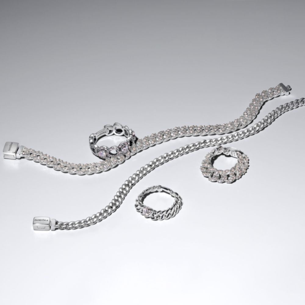 Kubos tipo grandinėlės žiedas su širdimi - Pandora Lietuva