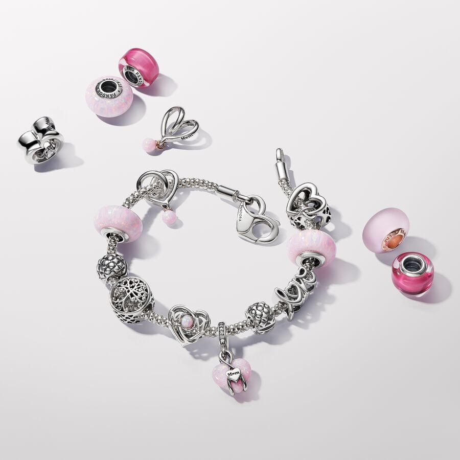 Opalinis kabantis karoliukas „Mamos širdis“ - Pandora Lietuva