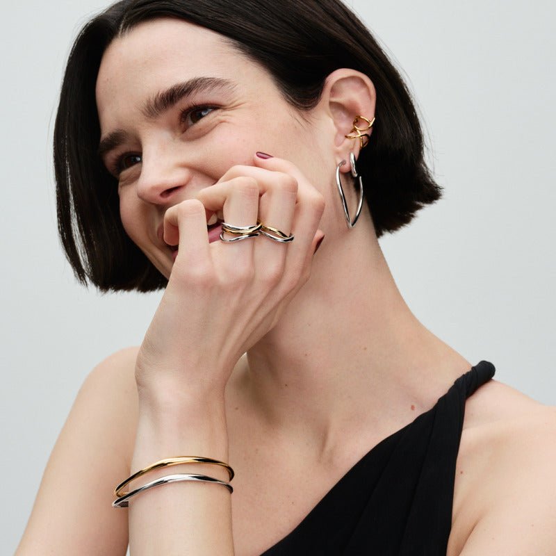 Organiškos formos ausies papuošalas „Begalybė“ - Pandora Lietuva