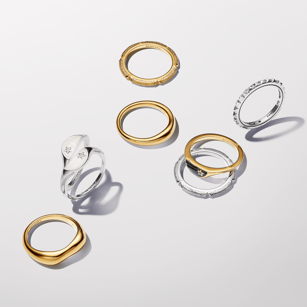 „Pandora ME“ pusiau emaliuotas žiedas - signetė - Pandora Lietuva