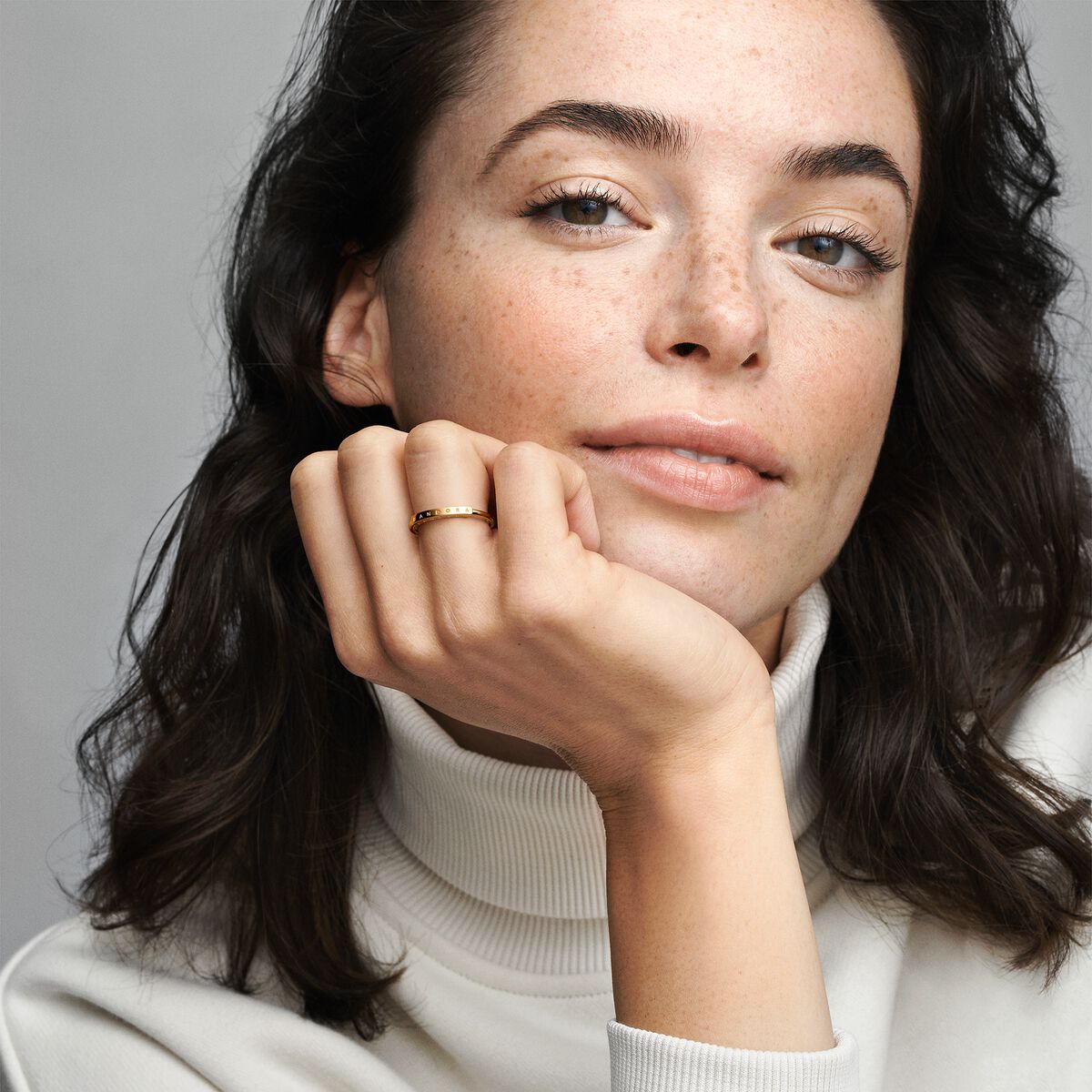 Pandora Signature I - D Ring žiedas - Pandora Lietuva