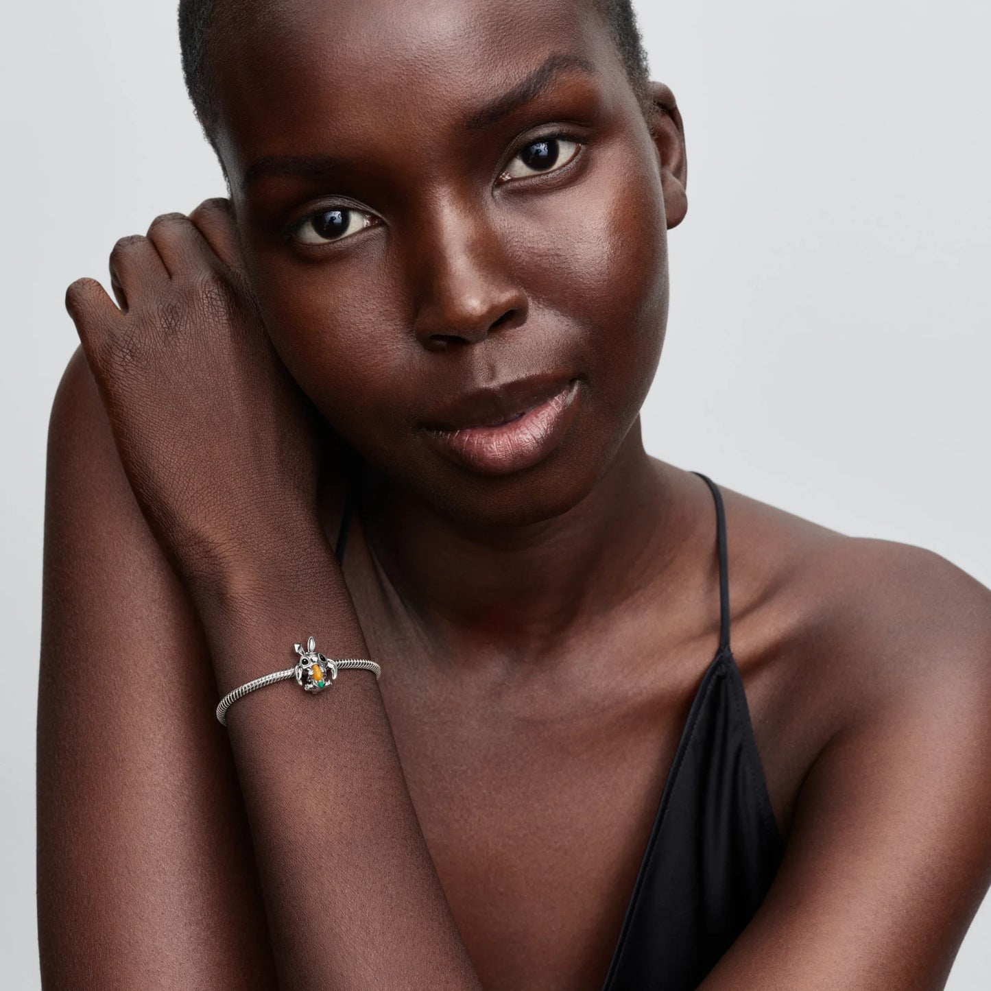 Lihavõttejänese amulett „Disney Stitch“