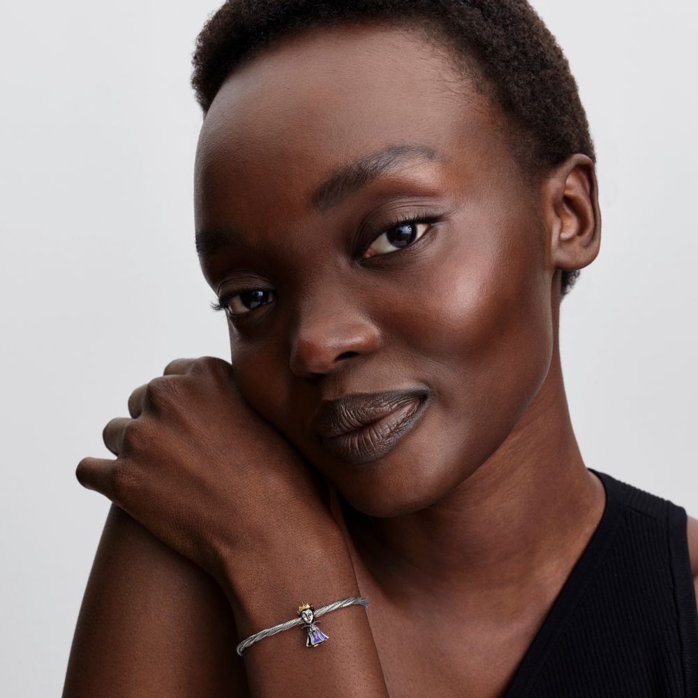 „Disney Villains“ karoliukas „Piktoji karalienė“ - Pandora Lietuva