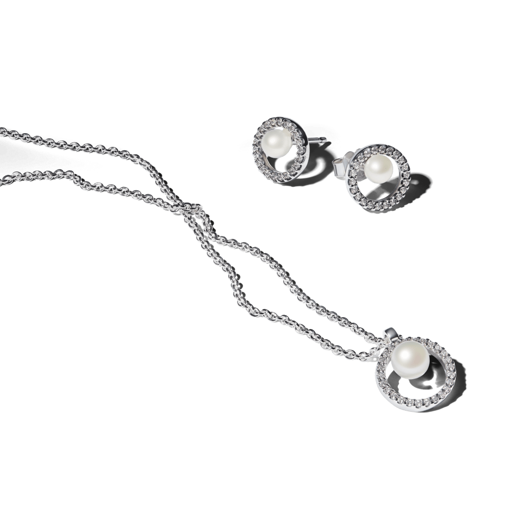 Dovanų rinkinys: Kaklo koljė su apdorotu, dirbtiniu būdu išaugintu gėlavandeniu perlu & Auskarai - Pandora Lietuva