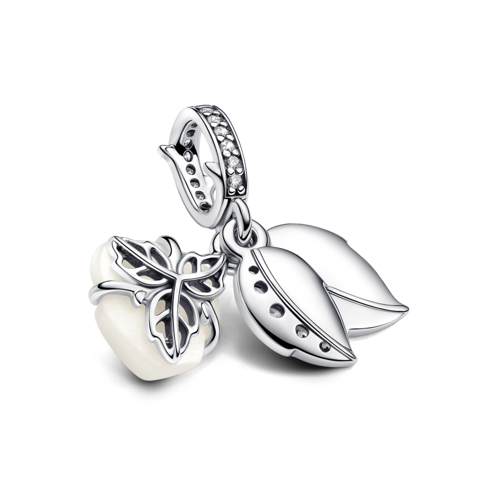 Topeltripatsiga amulett „Õitsev valge roos“