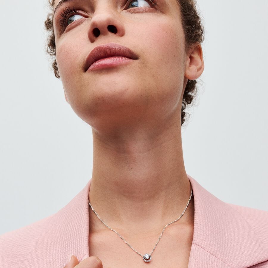 Sädelev ümmarguse haloga kaelakee ja kõrvarõngaste komplekt