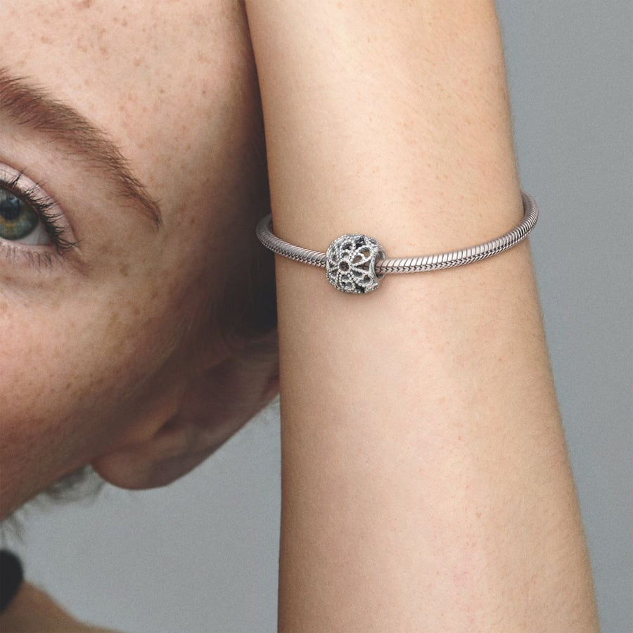 Karoliukas Ažūrinė Rožė - Pandora Lietuva