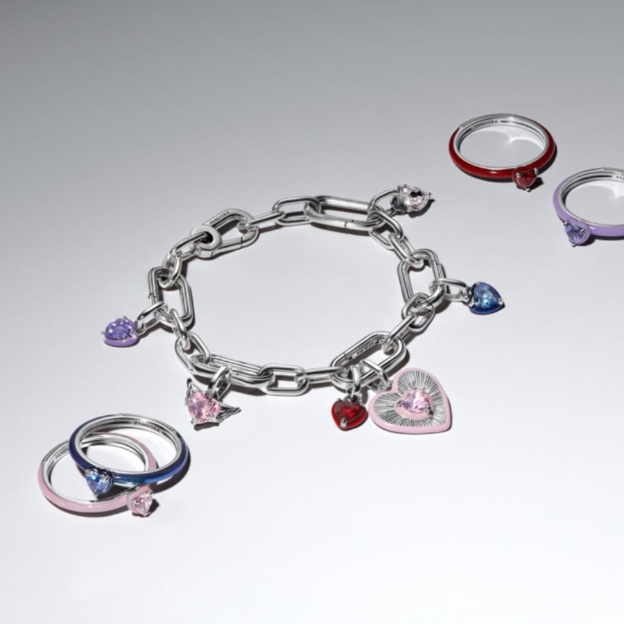 Karoliukas su medalionu „Spinduliuojanti rožinė širdis“ - Pandora Lietuva