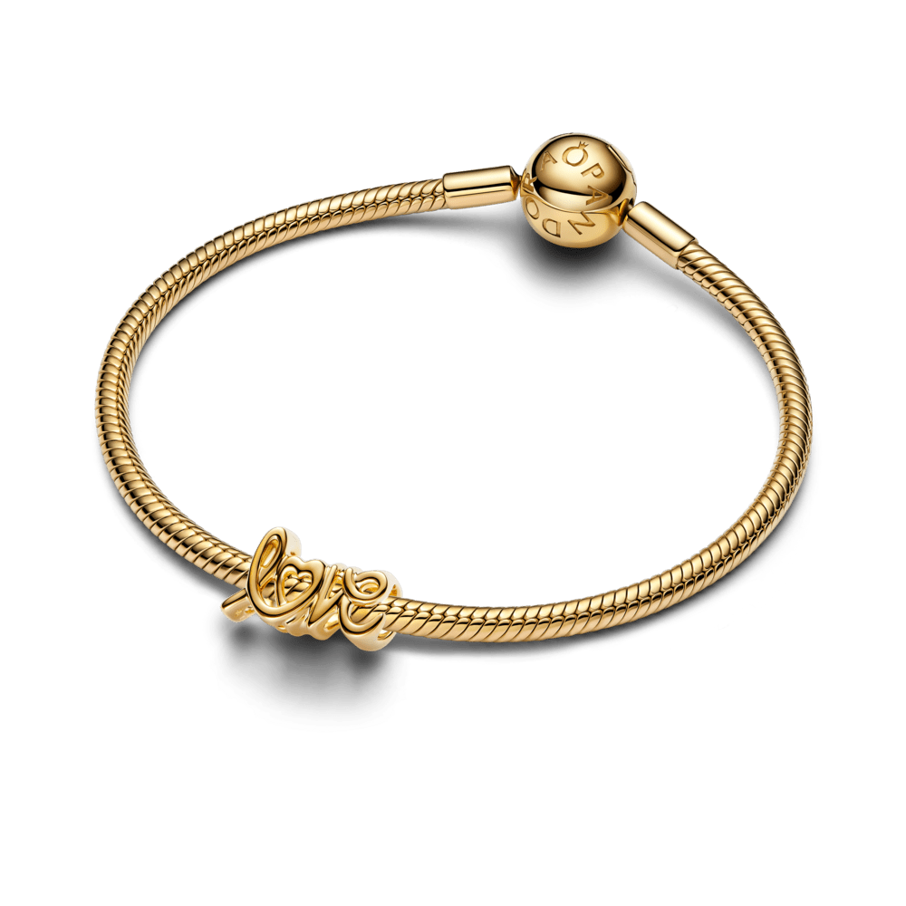 Käsitsi kirjutatud sõnaga „Love“ amulett
