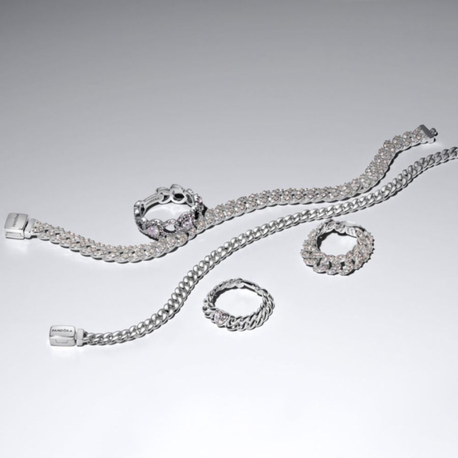 Kubos tipo grandinėlės žiedas su širdimi - Pandora Lietuva