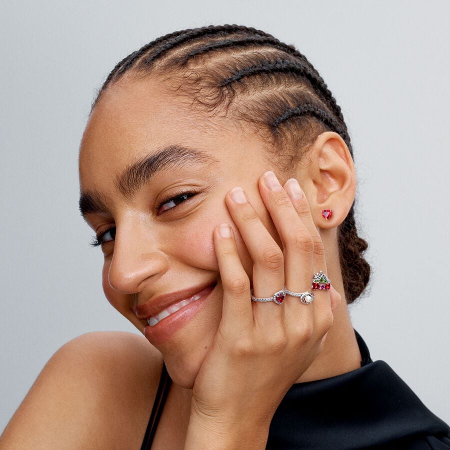 Raudonos spalvos auskarai su širdelėmis - Pandora Lietuva