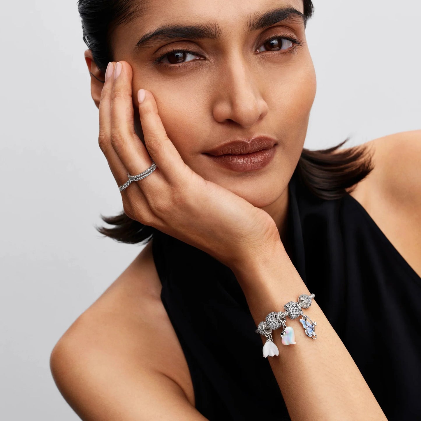 Sparnuotas kabantis karoliukas - Pandora Lietuva