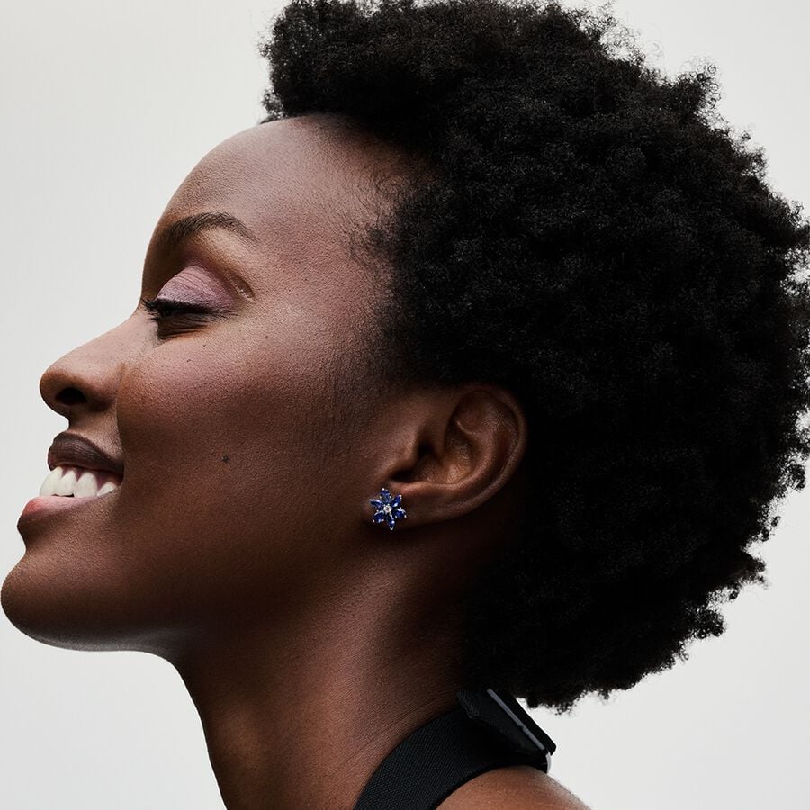 Spindintys Mėlyni Įveriami Auskarai - Pandora Lietuva