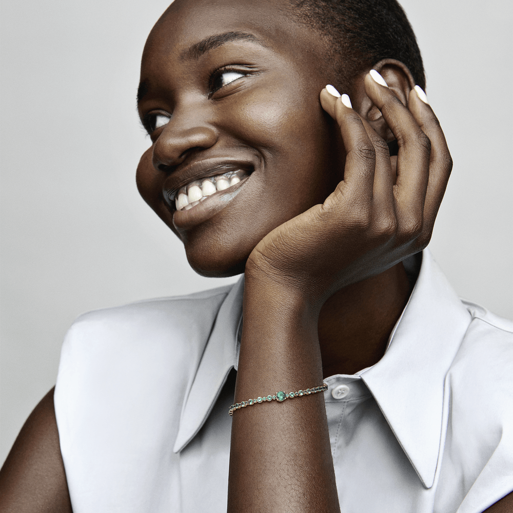 Žėrinti apyrankė su širdele - Pandora LT